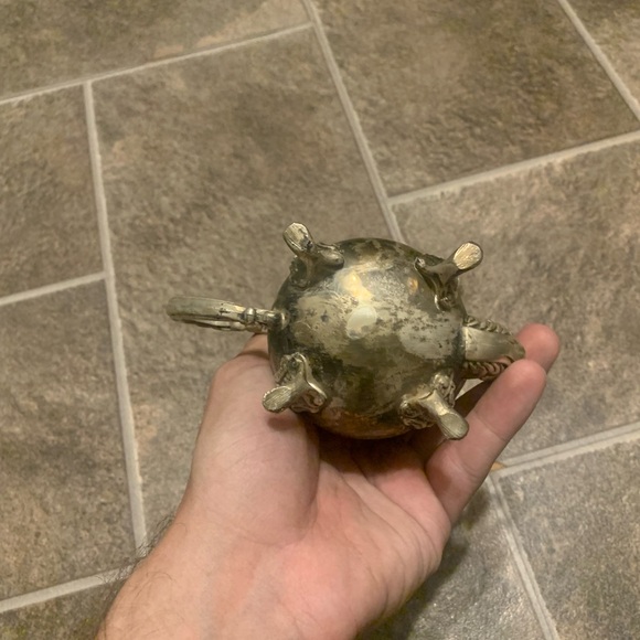 Vintage International Silver Co silver plated Creamer with lid. 5.5 Tall X 6.5 W - Picture 3 of 8